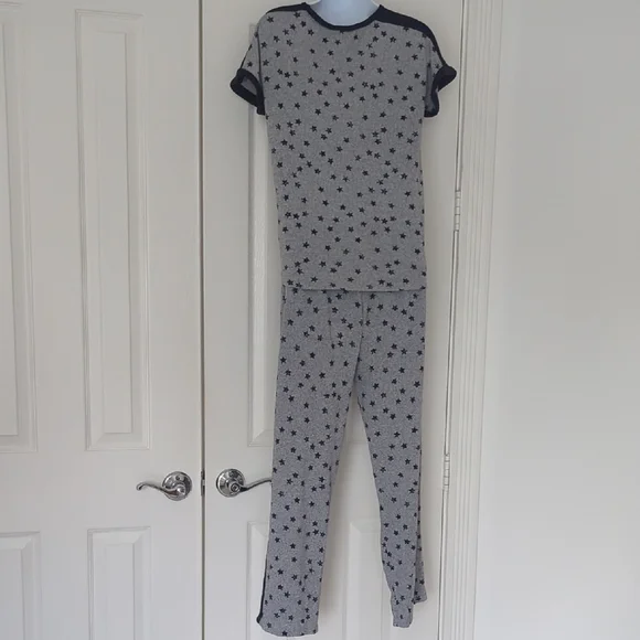 Lucky Brand Gray and Navy Blue Pajama Set Soft Knit Style - Picture 6 of 8